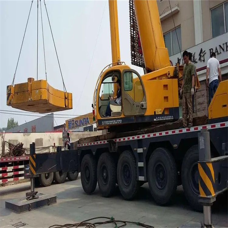 东昌府当地吊车出租|机器吊装|75吨|工厂搬迁服务